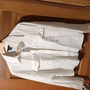 NWT Banana Republic White Linen Shirt - Medium